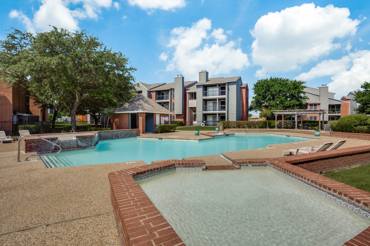Apartments in Dallas, Texas Westmoor Apartment Homes