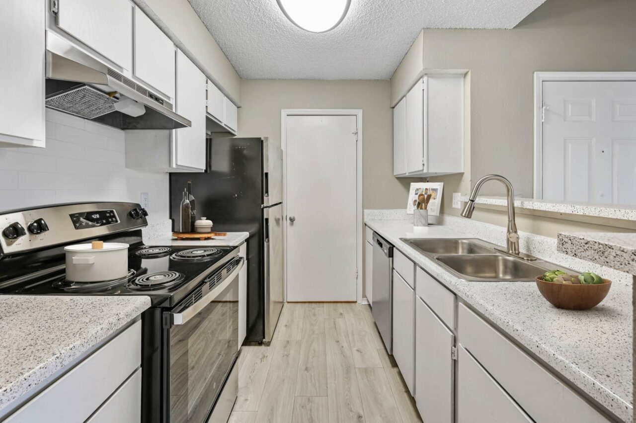 Luxury Apartments Duncanville TX Westmoor